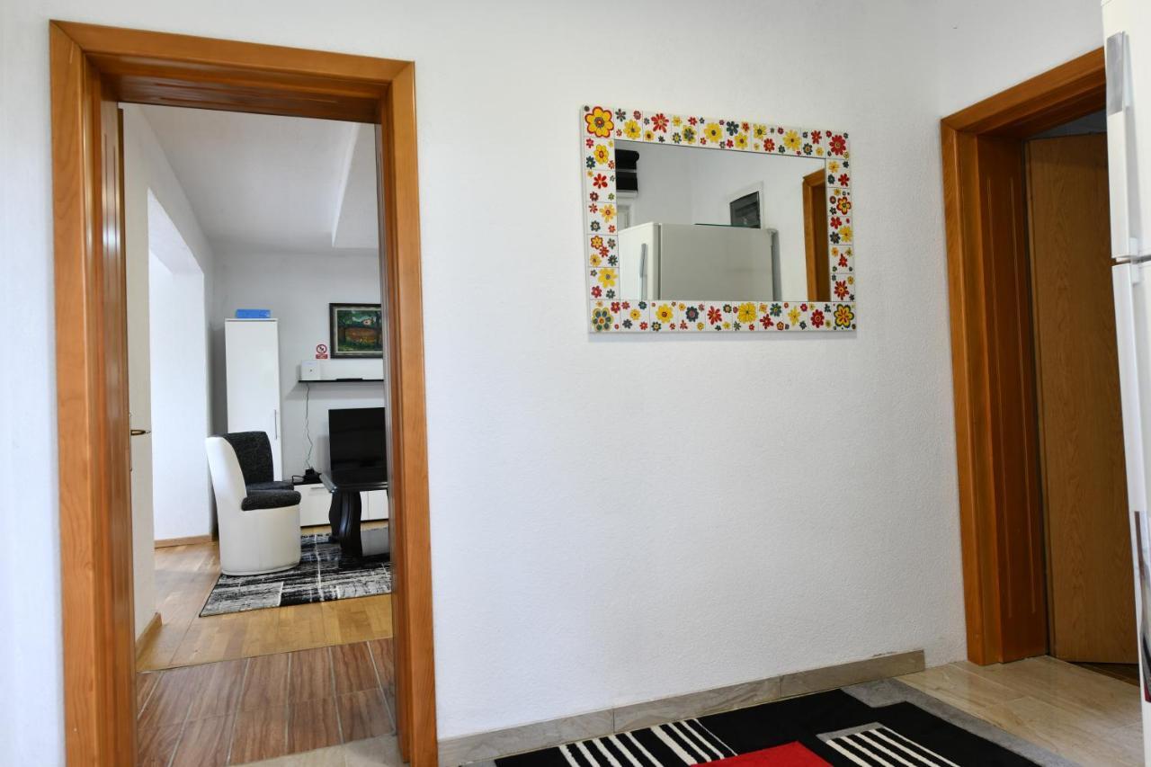 Lora Apartment Rakovica Exterior photo